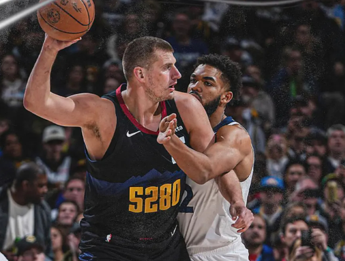 Jokic scores 16 in quarter to help Nuggets take 3-2 lead in Western Conference semifinals in big home win over Timberwolves