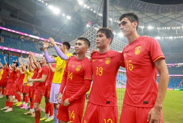 U23 national football team to complete the revenge: Tao Qianglong assisted the goal to become the absolute core, Cheng Yaodong raised his eyebrows