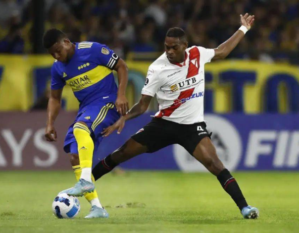 Copa Sudamericana Group D: Boca Juniors beat National Portos 4-0