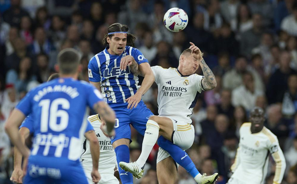 La Liga - Bellingham 1 Schuss 2 Pässe Vinicius doppelt Real Madrid 5-0 Alaves