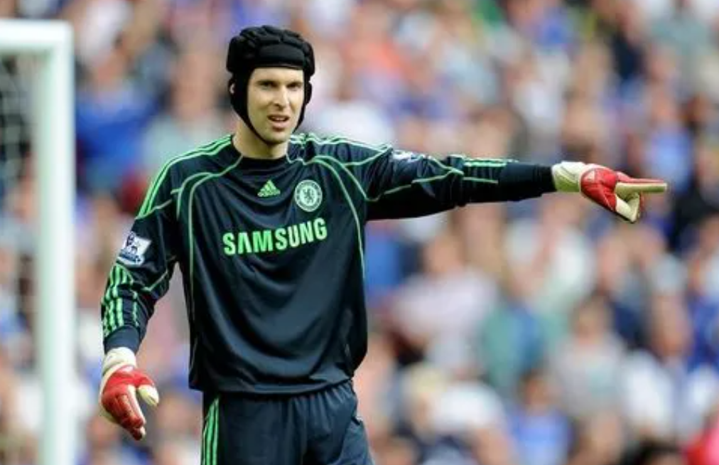 Where does Drogba stand with Chelsea and the Ivory Coast? Why Cech left Chelsea