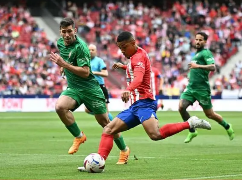 La Liga - Atletico Madrid 1-4 Osasuna, Morata scores, Raúl García doubles, Toro scores