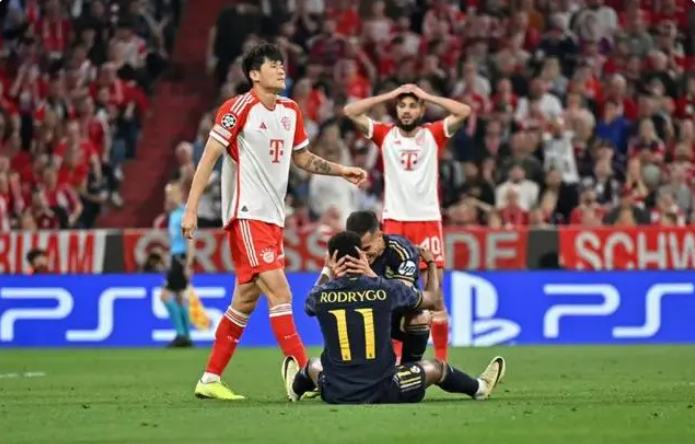 Champions League - Bayern 2:2 bei Real Madrid, Vinicius trifft zweimal und rettet den Tag