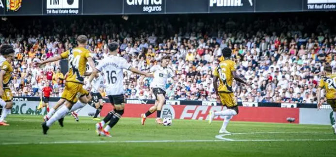 La Liga - Valencia 0-0 Rayo Vallecano, Yaremchuk misses a chance, Camelot makes a mistake