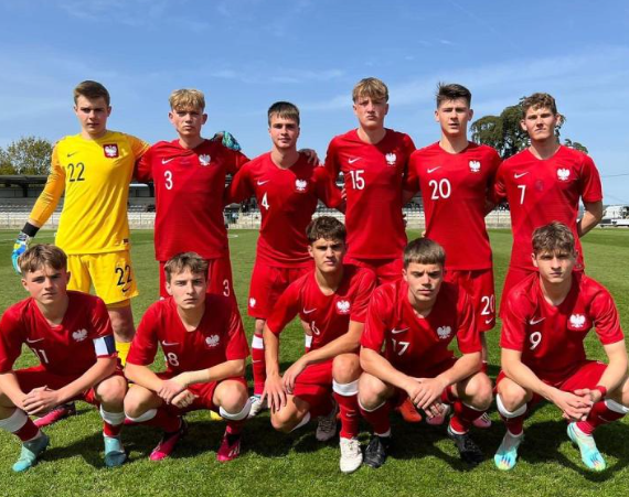  Poland U17 sweeps Slovakia U17 4-0, wins group stage comprehensively