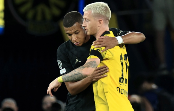  Borussia Dortmund 1:0 Paris UEFA Champions League Halbfinale: Borussia Dortmund erreicht mit 1:0 das Finale