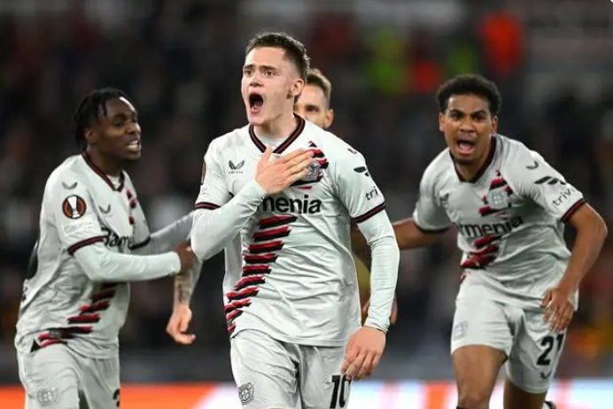 UEFA Europa League - Roma 0-2 Leverkusen, Wiltz, Andriesch bricht durch, Lukaku-Kopfball im Tor