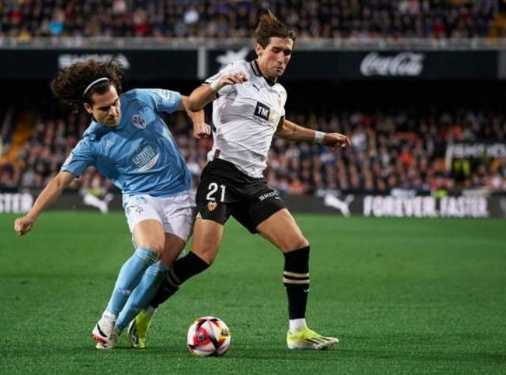 La Liga - Celta 2-2 Valencia, Duvekas scores, Aspas saves with cross