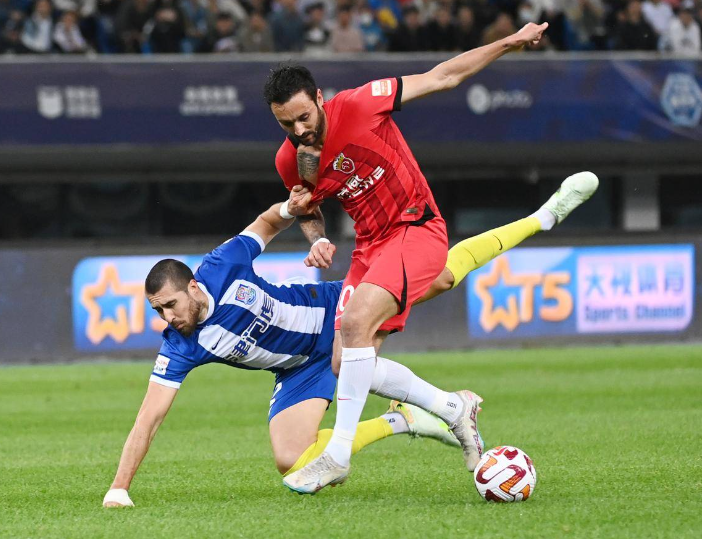  Qingdao Manatees gegen Tianjin Jinmen Tigers: Wer wird in der chinesischen Super League das letzte Wort haben?