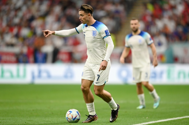 Grealish reports early for England in bid to make final Euro squad