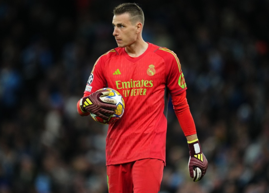 Lunin's future hangs in the balance: inability to qualify for the Champions League final raises contract extension considerations