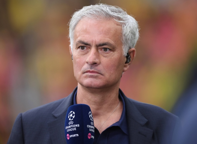 Mourinho coaches Fenerbahce, Turkish fans cross their fingers: expect new league heights