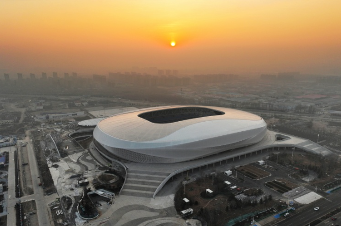 Qingdao City launched the bid to host the World Qualifying Asian Zone 18 national football team home field, youth soccer stadium is expected to welcome the big game