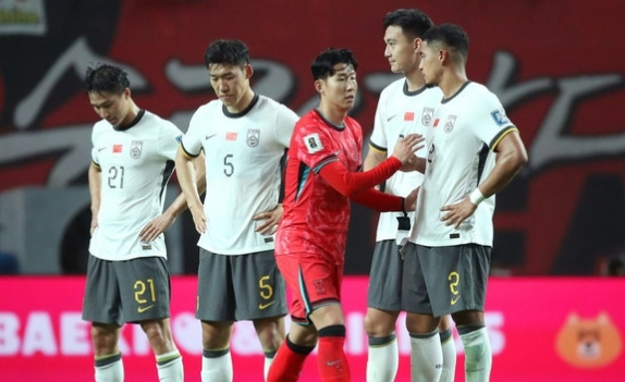 South Korean media hails successful defensive strategy of national soccer team that pushed Thailand to qualify for the 18th round of the World Qualifying Tournament