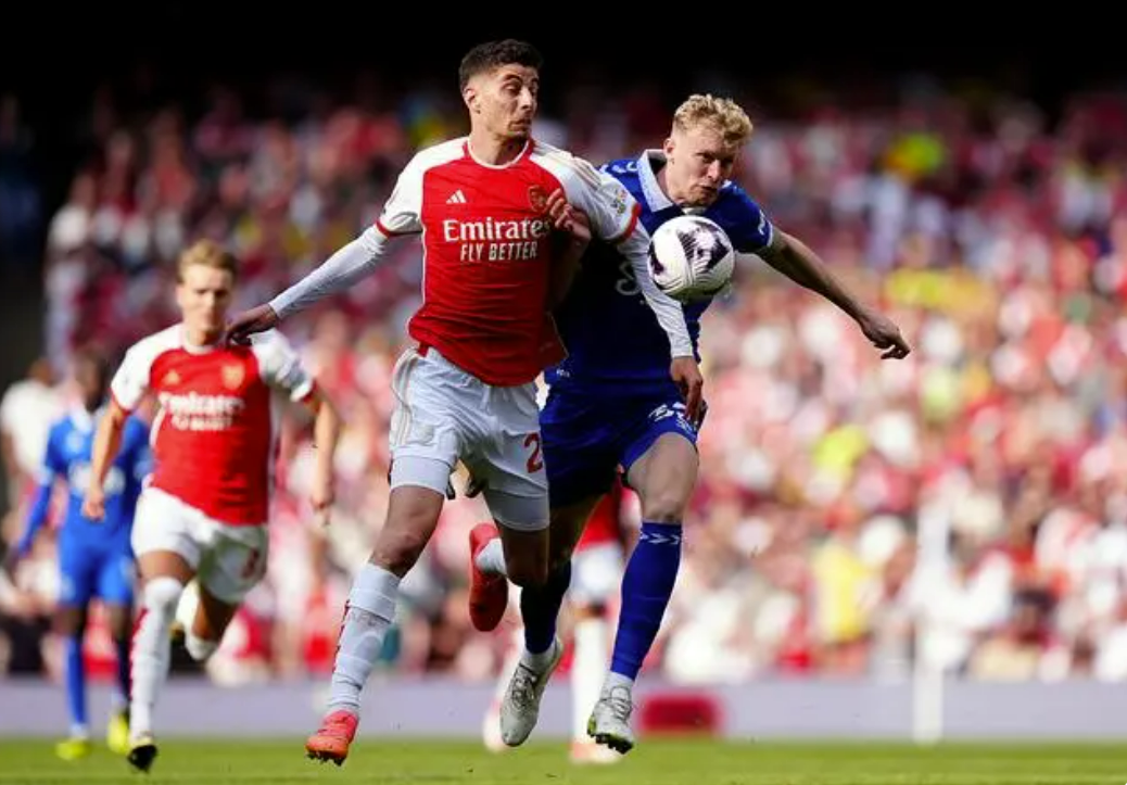 Premier League - Havertz builds Arsenal's 2-1 comeback against Everton to second place