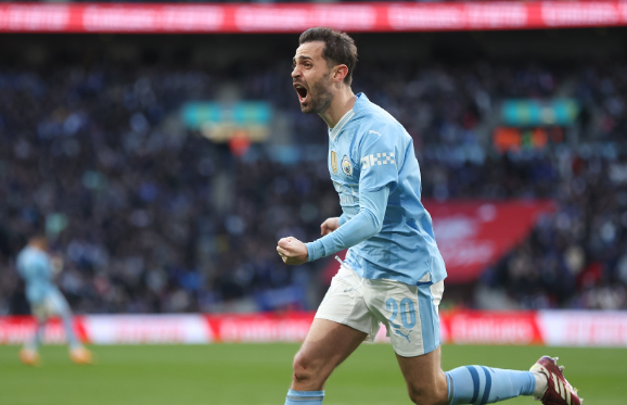  Barcelona's pursuit of Bernardo Silva thwarted as new manager Frick prioritizes other targets