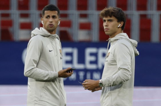 Barcelona want to keep Cancelo and Felix, plans to notify Mendes