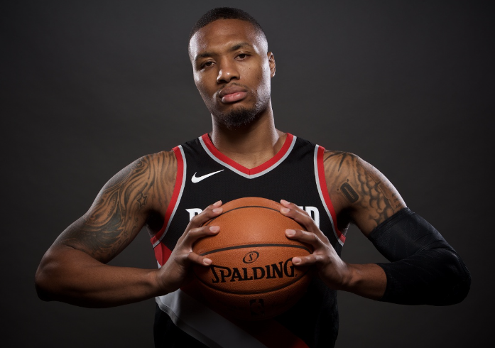  Is Lillard a point guard or a point guard?