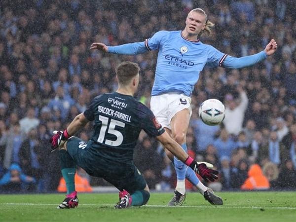 Super Epileptic! Charlotte scored 3 more goals and Man City fried the Bennies with 6 eggs.