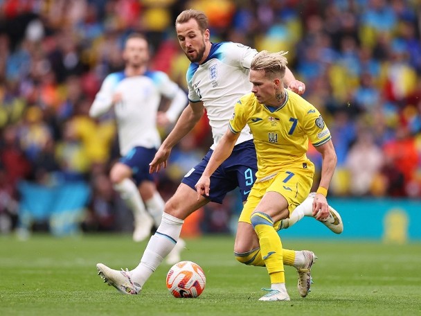 Médicis is so motivated that he volunteered to be relegated to play in the U21 Europa League.