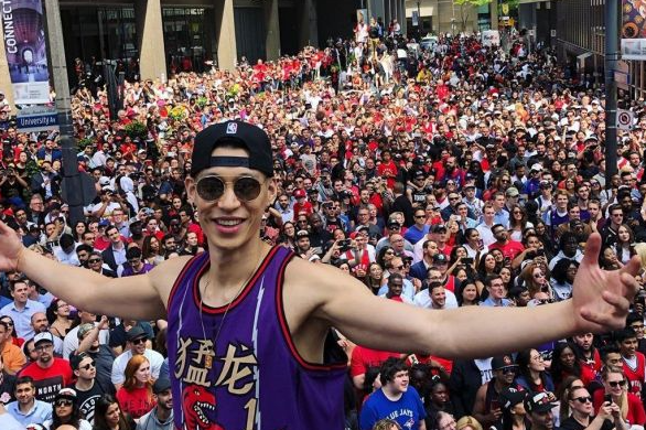  How many championship rings does Jeremy Lin have