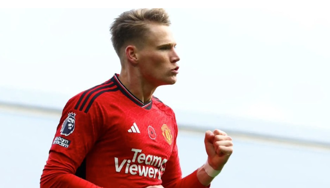 Manchester United midfielder McTominay interested in Napoli as transfer rumors heat up