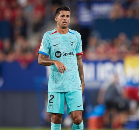  Riyadh Crescent make official offer for Cancelo, currently negotiating with City and player