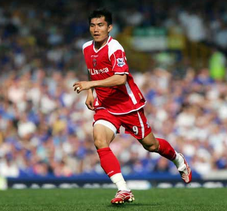  Which team is Zheng Zhi in the English Premier League?