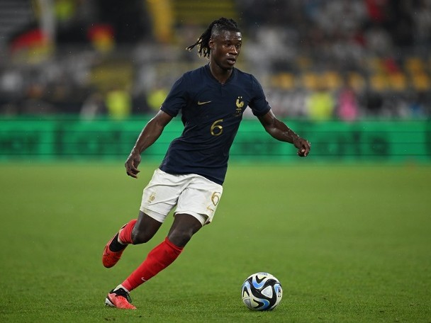 Kamayunga injured, France's 17-year-old star could be in line for top spot