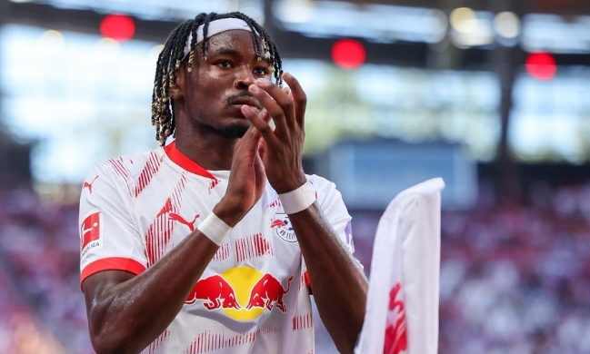 Leipzig's high bid for Simakan on several clubs' watch list