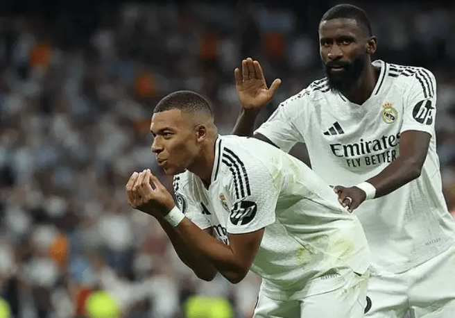  Mbappe N'Derrick Real Madrid's first goal in Champions League as Real Madrid opens with 3-1 win over Stuttgart