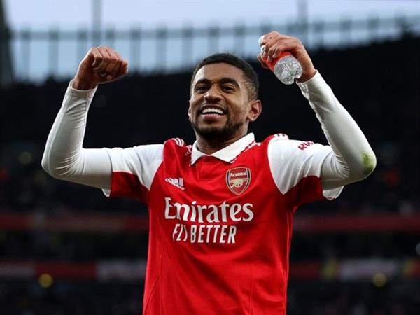 Nelson's 1-goal turnaround Arsenal offer new deal to keep man