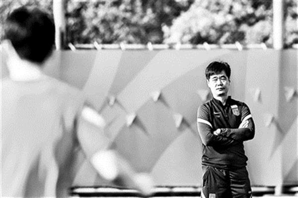 National Football League coaching doubt: Li Xiaopeng heart anxious 