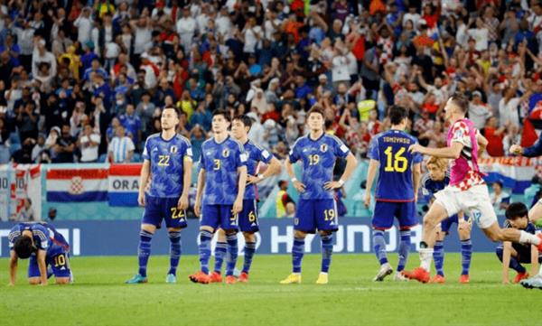 The Japanese soccer team is in trouble again, four years of hard work is still not enough, and the stars are losing their hearts!