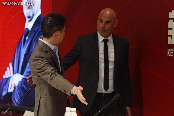 New chapter for Hong Kong! Shenhua helps team lighten up with strong new right back signing