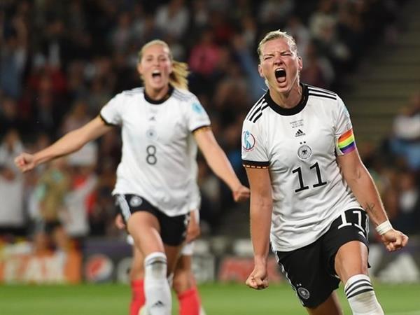 German women's soccer final in sight! Park Poo's five-game hitting streak breaks the goal-scoring myth!