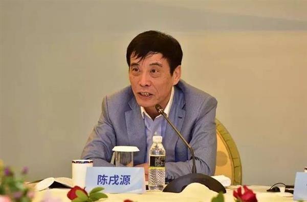 Guangzhouer Männerfußball-Führungskräfte erneut in Aufruhr, da schwere Strafen zu Turbulenzen in der Branche führen
