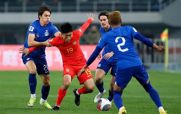 Revealed: the truth behind the national football left back Li Lei was ignored by the skipper