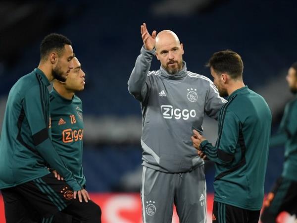 Ajax reject Man Utd's temptation to pay high wages as Tannhäuser fights for the title