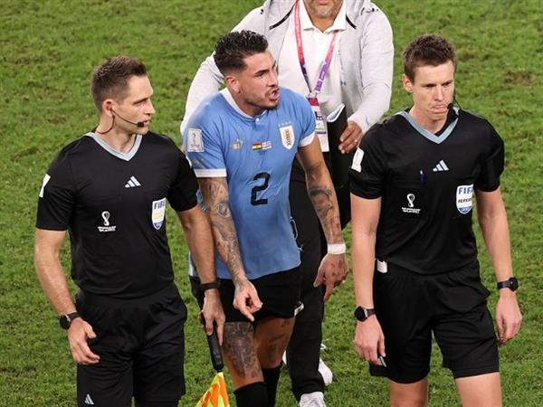 Uruguayan star's suspension fiasco draws attention as FIFA battle looms