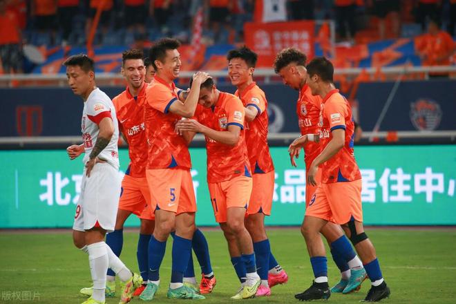 Super duel does not rely on hard contact, Shandong Taishan in front of the weak team is difficult to defeat, the wisdom is the king's way!