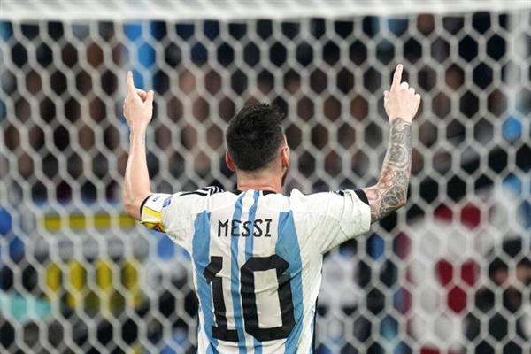 Messi shutout! Argentina 2-1 Australia, advances to World Cup last eight