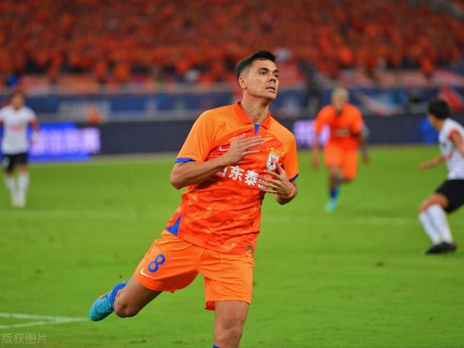 Zheng Zheng missed training leads to worry, the rear defense hidden danger need to be vigilant, strong start key, quick decision to avoid pulling the saw!