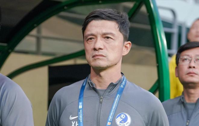 チーム史上最長の監督交代劇の中、謝輝が大連を率いる！