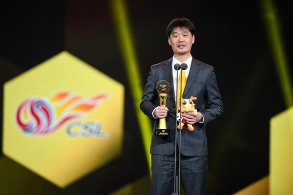 Luneng's highlights are frequent, and the coaches and foreigners are working together!