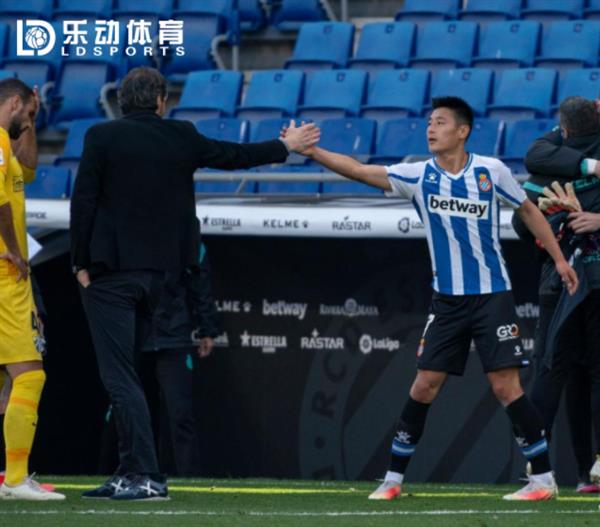 Wu Lei returns from shining La Liga as the Spaniards fight to the top again!