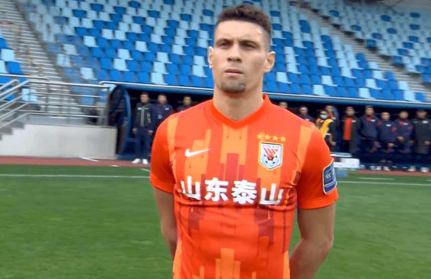 泰山一线队3-2惊险赢U21，核心孙准浩离队疑云散