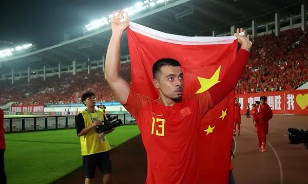 CCTV5独占生中継！世界予選の頂上対決で情熱が爆発する