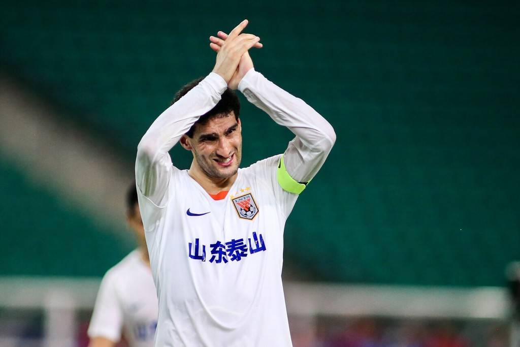 Fellaini extends his contract with Shandong Taishan, locking down his uniform until 2025!