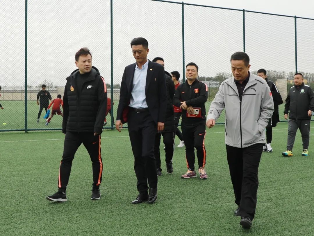 Die Führungsspitze des Sportbüros von Langfang besuchte das Team von Hebei, um das neue Kapitel der Operation zu besprechen!